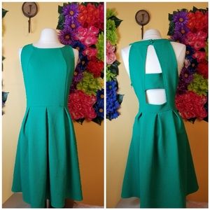 Xhiliration sleeveless skater dress- M WN